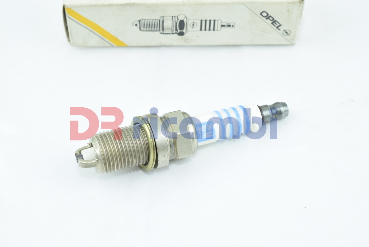 CANDELA ACCENSIONE OPEL OMEGA A VECTRA A - OPEL 1214003 GM 90442650