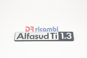 [DR0182] LOGO FREGIO SIGLA MODELLO ALFA ROMEO ALFASUD TI 1.3 DR0182 